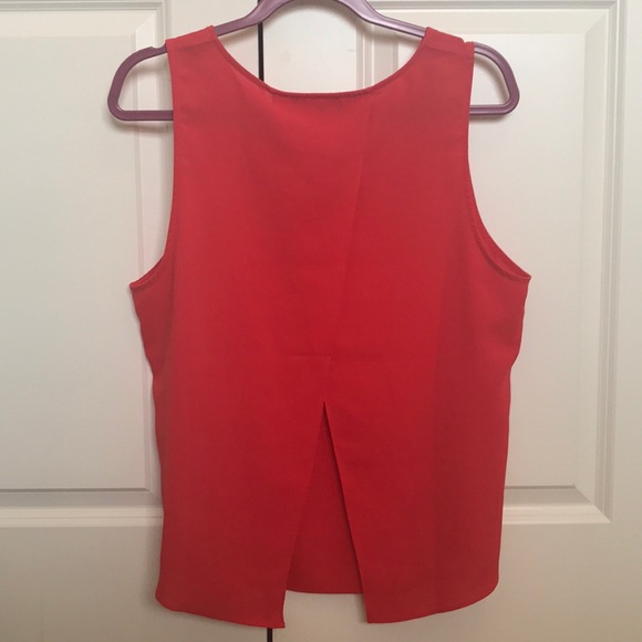 Forever 21 Open Back Shirt - Picture 1 of 6